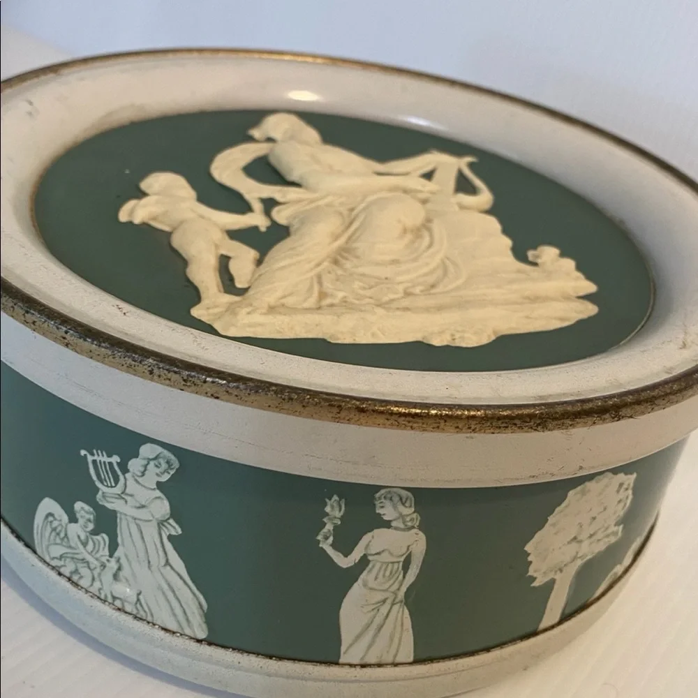 Vintage tin antique